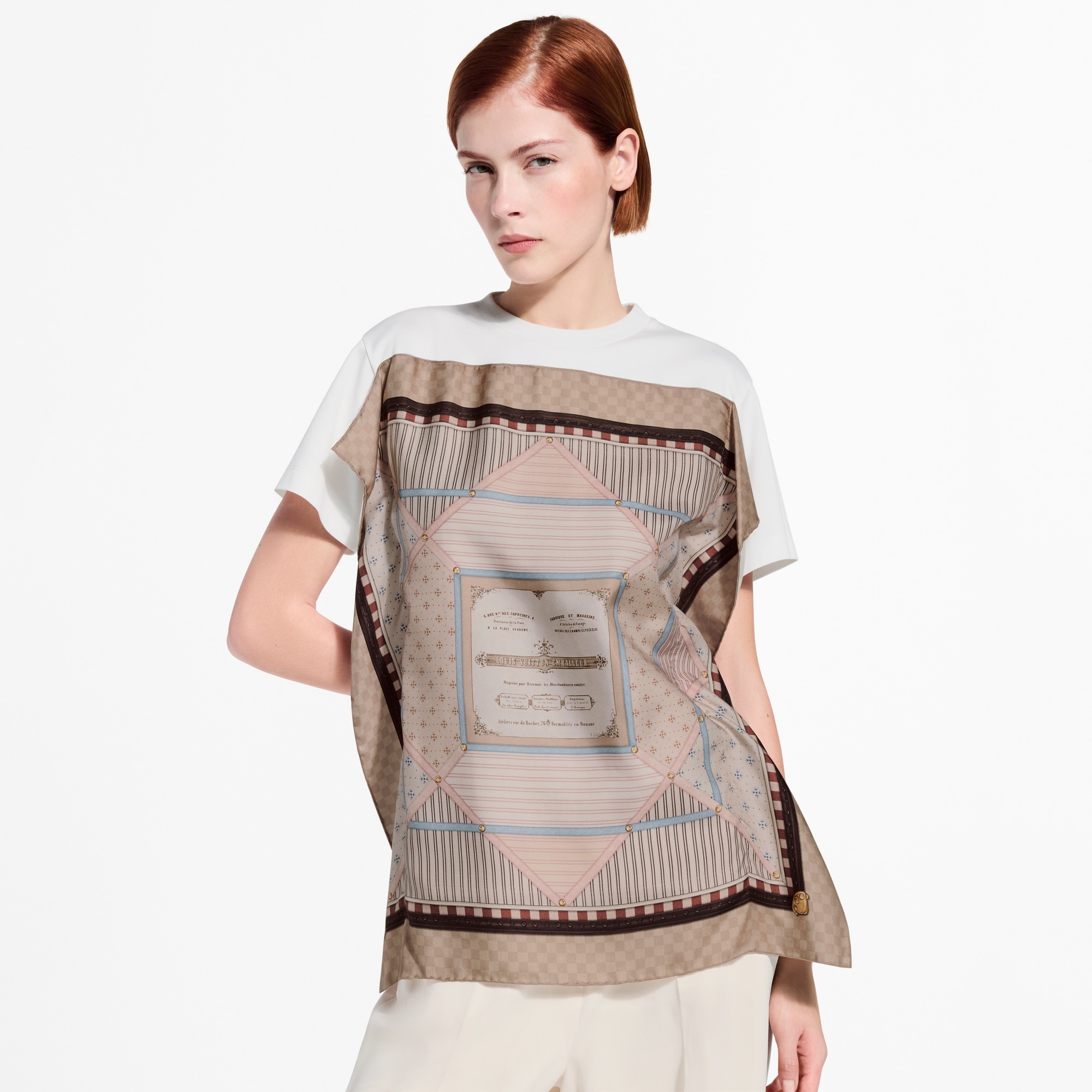 Trunk Scarf Front T-Shirt - Ready-to-Wear | LOUIS VUITTON